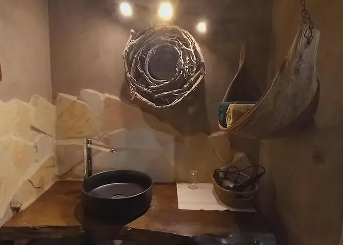 chambres d hotes ,hotel ,Secret d'une Nuit a vicq prės de onnaing,avec piscine